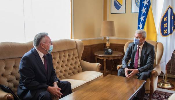 Džaferović - Kalabuhov: Bilateralni odnosi BiH i Rusije stabilni i dobri