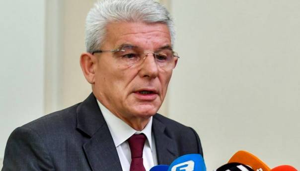 Džaferović: Milanović postaje beznadežan slučaj