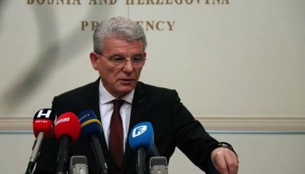 Džaferović: U pripremi pravna reakcija na dogovor Srbije i RS o gradnji centrala na Drini