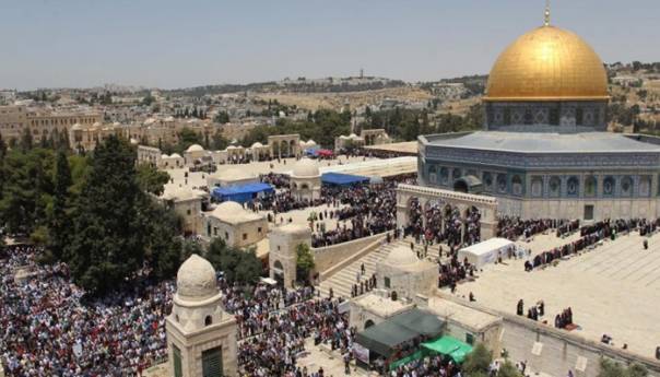 Džamija Al-Aqsa od nedjelje ponovo otvorena za molitve