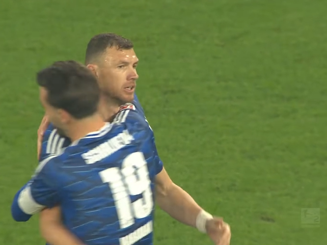 Džeko nastavlja briljirati: Novi gol za Schalke