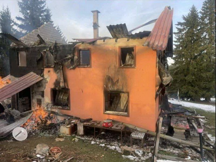 Džino: Podrška nakon požara mnogo znači, okupljanje planinara u pomoćnom objektu na Bukoviku