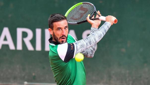 Džumhur savladao Tsitsipasa i prošao u drugo kolo turnira u Rumuniji