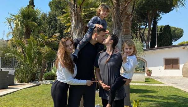 Edin Džeko i Amra očekuju još jednu bebu