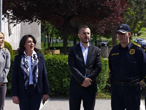 Efendić uručio specijalizovanu obuću za 210 policijskih službenika PU Novi Grad