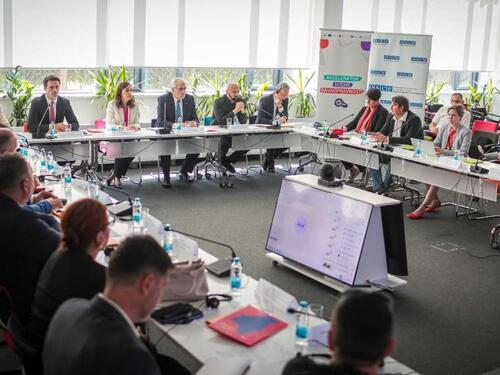 Elektronske narukvice za nasilnike: Federacija BiH jača zaštitu žrtava