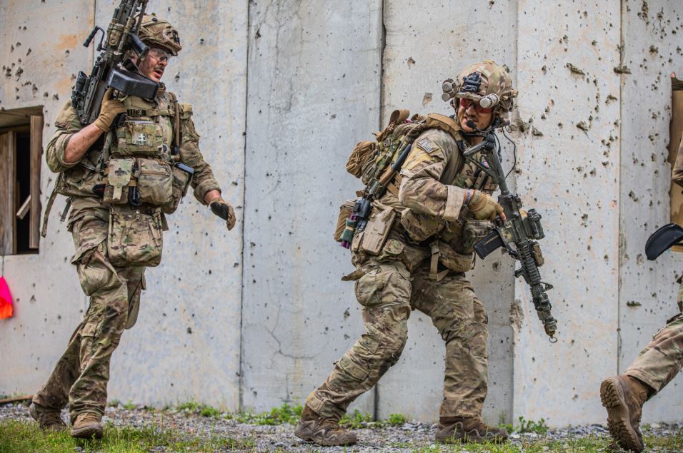 Elitne američke kopnene snage stižu na Bliski istok