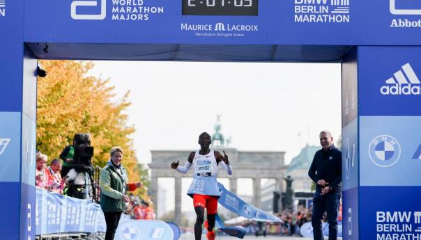 Eliud Kipchoge u Berlinu oborio svjetski rekord u maratonu