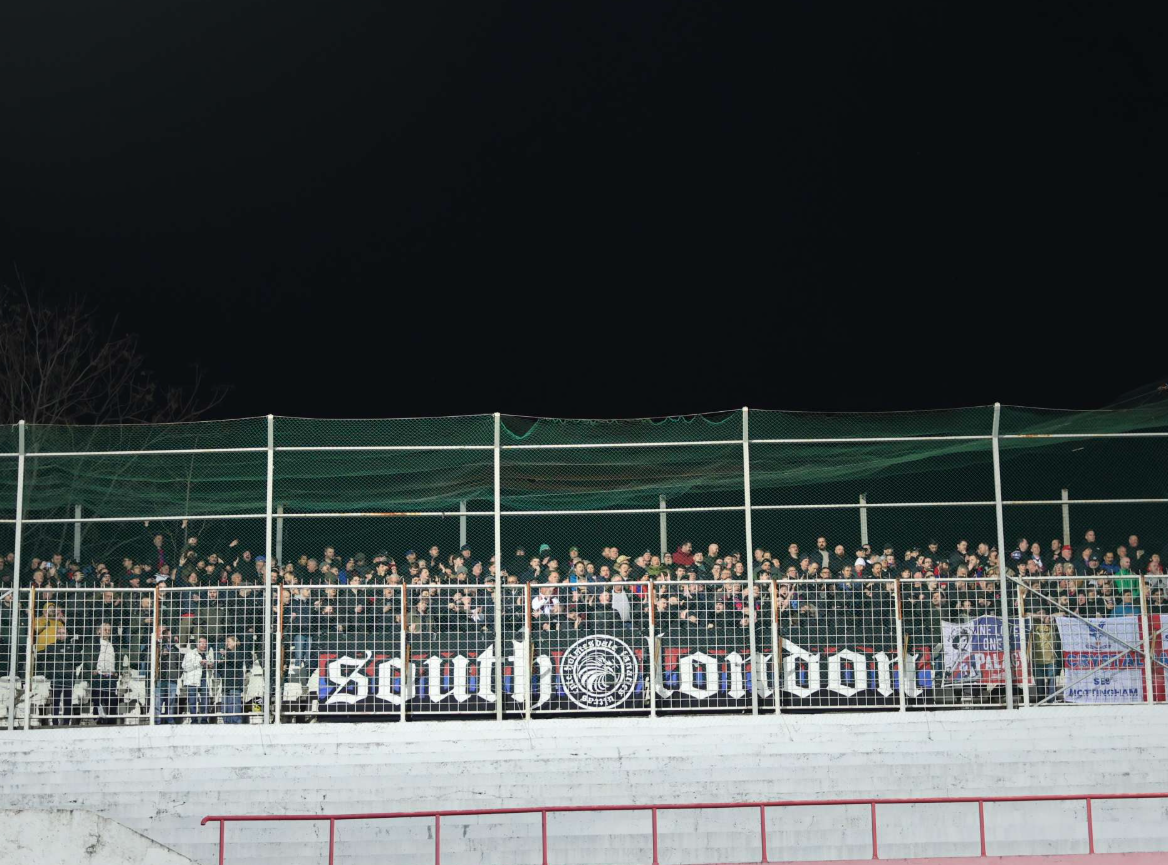 Engleski navijači nakon utakmice "okupirali" mostarske kafiće i restorane