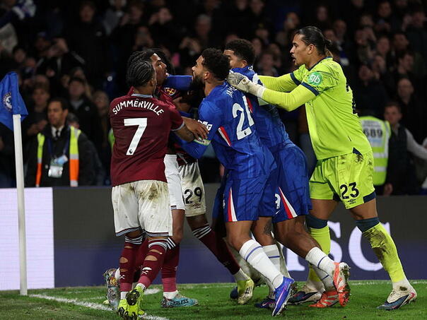 Engleski savez oštro kaznio Chelsea i West Ham zbog masovne tučnjave igrača