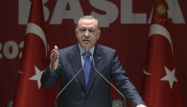 Erdogan: Granice ka Evropi su otvorene