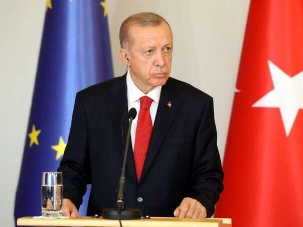 Erdogan o napadu u Istanbulu: Nastavljamo borbu protiv terorizma
