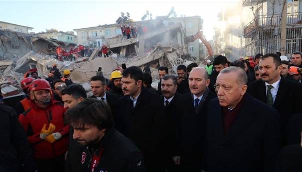 Erdogan posjetio grad Elazig pogođen zemljotresom