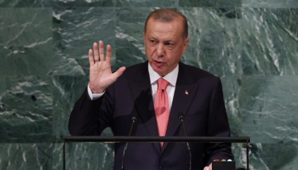 Erdogan: Turska će nastaviti s naporima da uspostavi mir između Rusije i Ukrajine