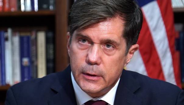 Eric Nelson: Na stolu se nalaze sankcije