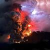 Eruptirao vulkan u Indoneziji: Zatvoren aerodrom, evakuacije...