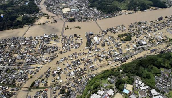 Evakuacija desetina hiljada Japanaca zbog poplave
