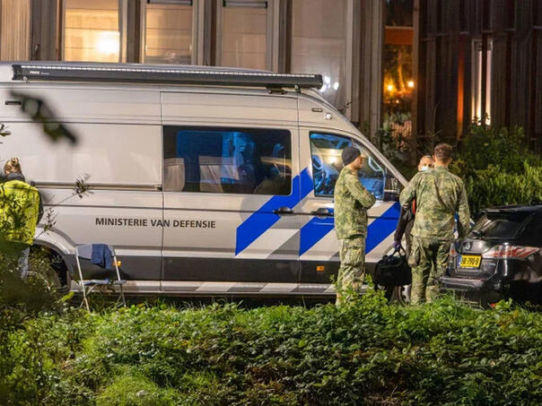 Evakuisano deset kuća zbog sumnjivog paketa u dvorištu