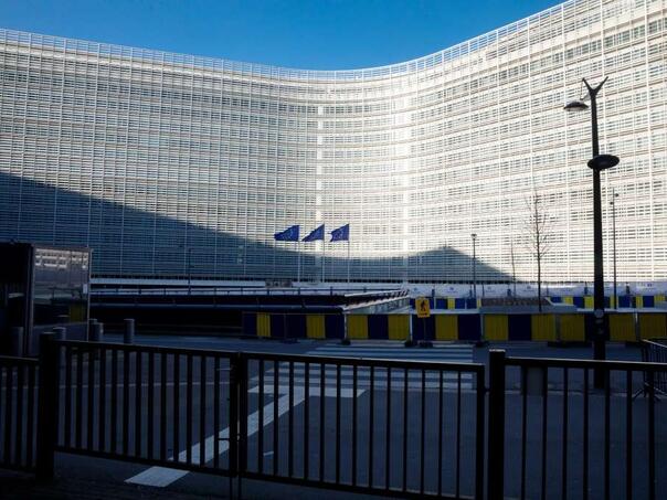 Evropska komisija obustavila bezvizni režim za gruzijske službenike i diplomate