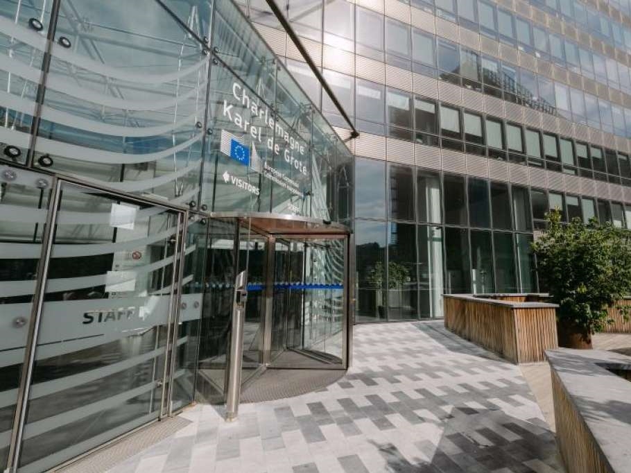 Evropska komisija otvorila formalnu antimonopolsku istragu protiv Red Bulla