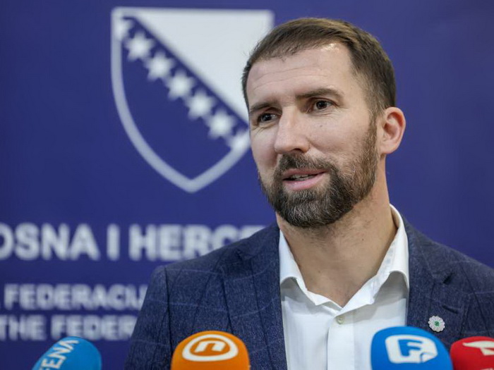 FBiH podijelila više od 10 miliona KM jednokratne pomoći za 10.872 novorođenčadi