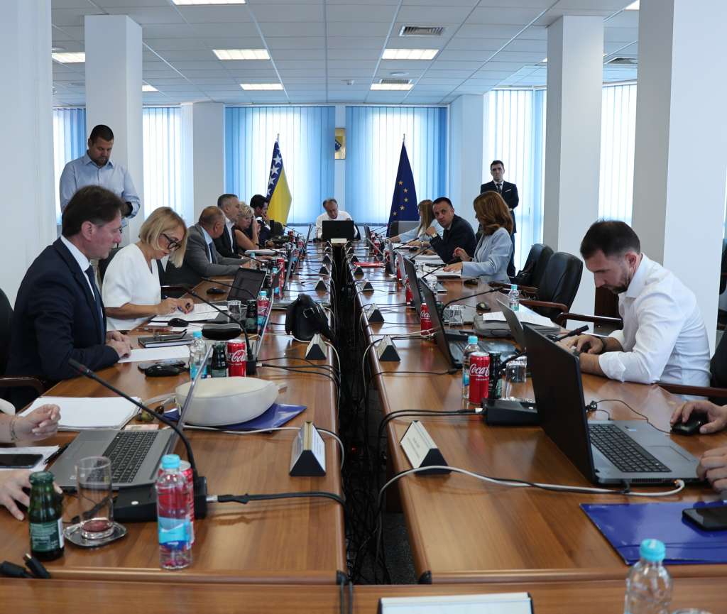 Federalna vlada izdvojila preko 5 miliona KM za Aerodrom Bihać