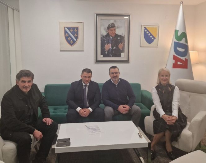 Federalni zastupnik napustio NES i pristupio SDA