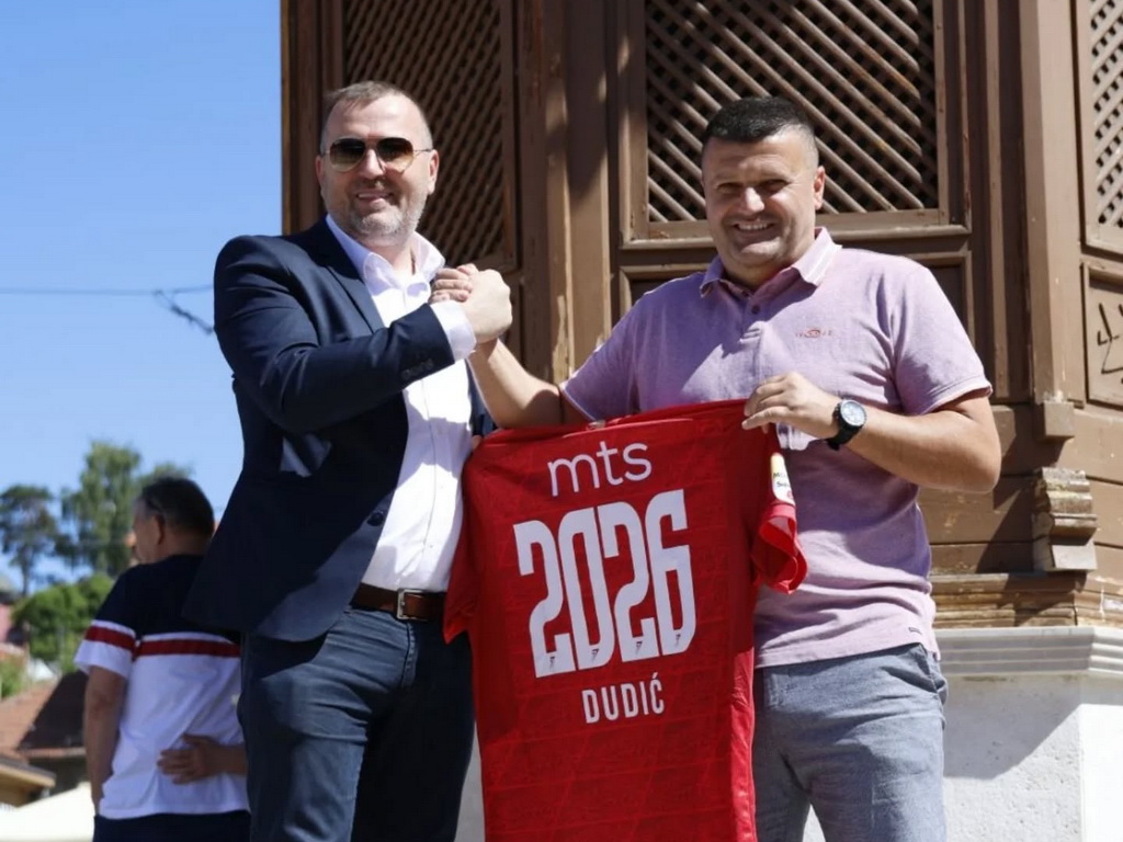 Feđa Dudić na Baščaršiji potpisao novi ugovor!
