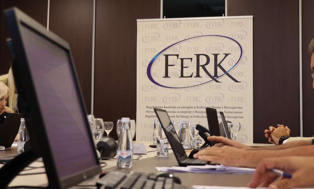 FERK utvrdio zamjensku cijenu električne energije za rujan i donio više odluka