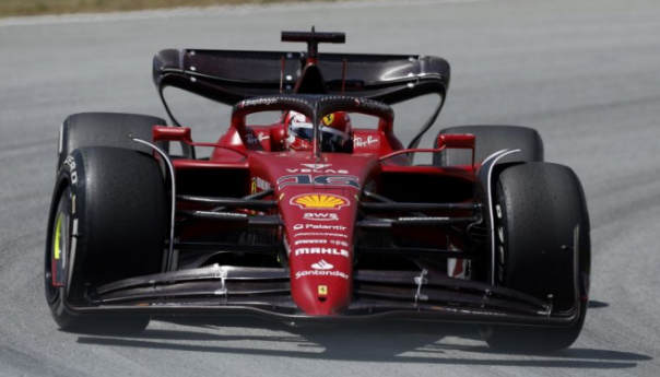 Ferrari najbrži na prvom treningu, Verstappen treći