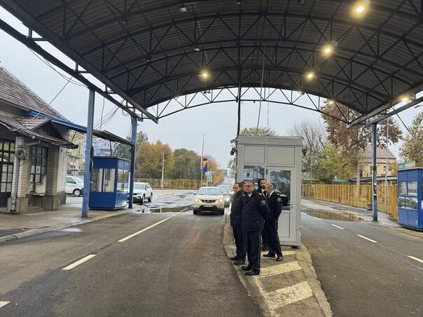 Finansijski potres u Srbiji: Iznosi se keš? Upozorena i BiH!