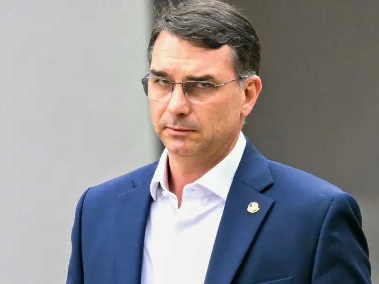 Flavio Bolsonaro najavio kandidaturu za predsjednika Brazila