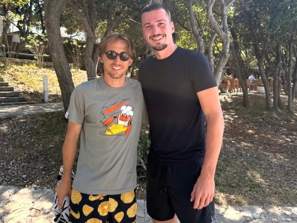 Fotografija otkrila gdje odmara Modrić nakon Mundijala