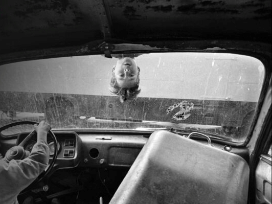 Fotografije iz perioda opsade BiH: Izložba Mohsena Rastanija u Sarajevu