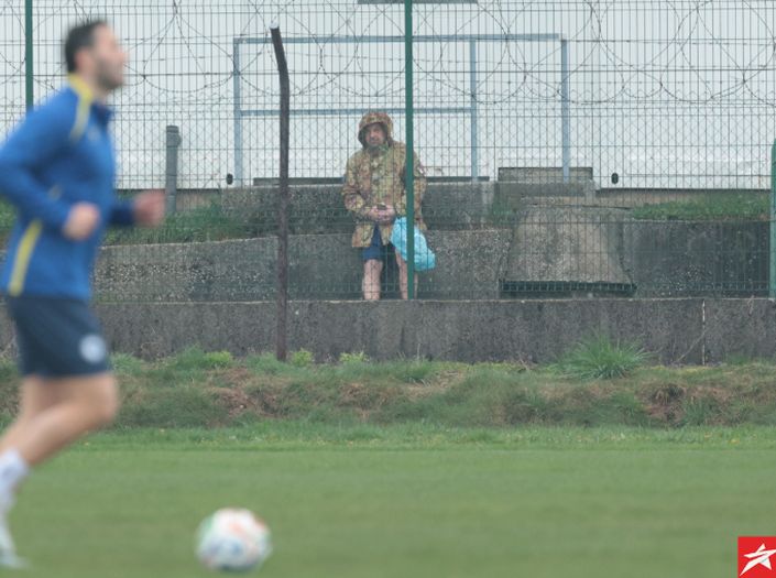 Fotoubod: Italijani poslali špijuna na trening Zmajeva?