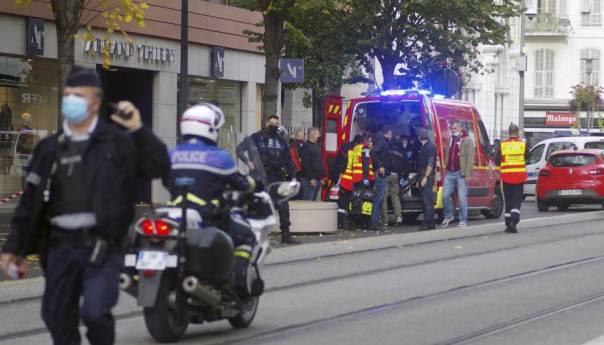 Francuska podigla uzbunu, osude terorizma iz cijelog svijeta