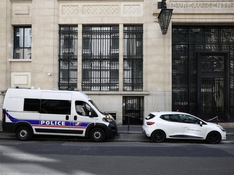 Francuska policija spriječila mogući teroristički napad u Parizu