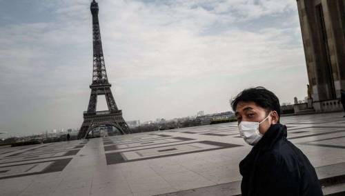 Francuska produžila obavezna Covid testiranja za putnike iz Kine