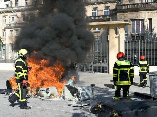 Francuska se priprema za proteste, najavljene šok-granate