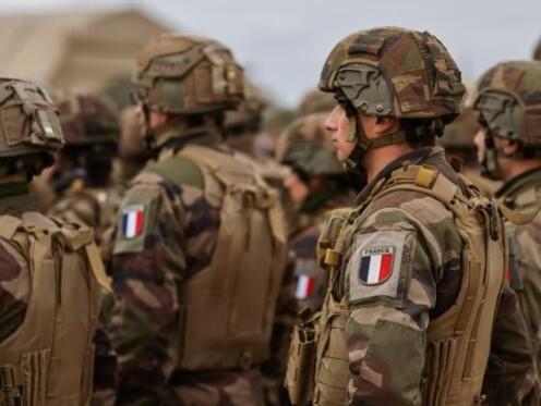 Francuska započela program dobrovoljne regrutacije vojnika