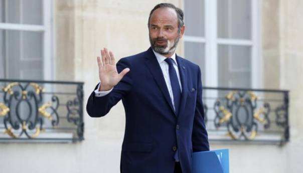Francuski premijer Edouard Philippe podnio ostavku