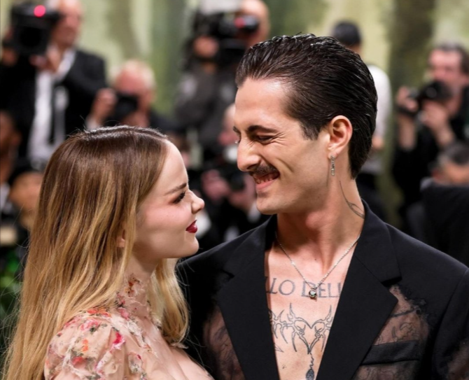 Frontmen benda Maneskin zaručio djevojku