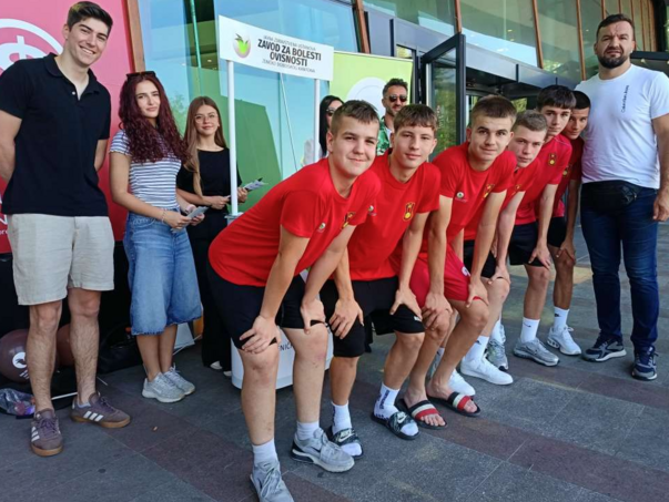 Fudbaleri, studenti i srednjoškolci u kampanji za Međunarodni dan borbe protiv zloupotrebe droga
