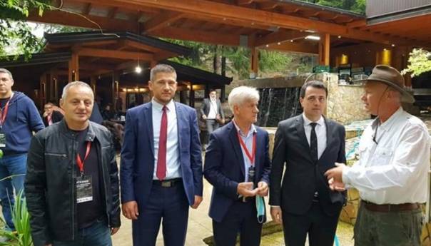 Ganić: ZDK podržava razvoj drvoprerade i turizma