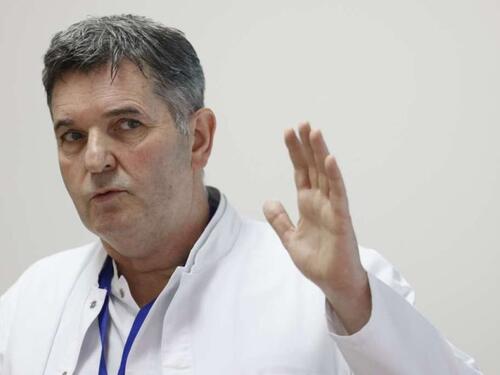 Gavrankapetanović: Nema škole koja vas može naučiti da operišete dok padaju granate