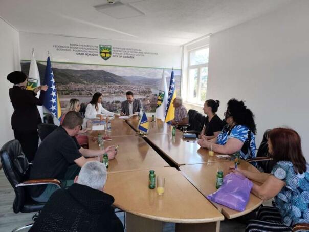 Goražde podijelilo socijalne stanove: Potpisani ugovori sa novim korisnicima