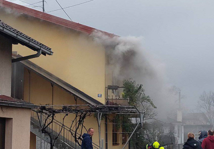 Gorjela porodična kuća u Banjaluci