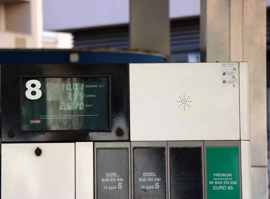 Gotovo petina benzinskih pumpi u Francuskoj suočena s nestašicama