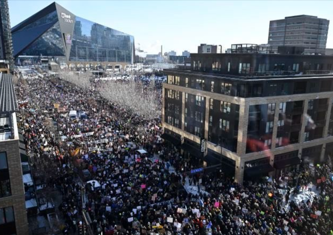 Građani protiv ICE-a: Masovni protesti nakon ubistva u Minneapolisu