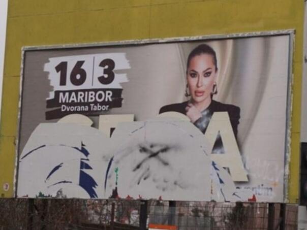 Građani se pobunili i uništili plakat za koncert Cece Ražnatović